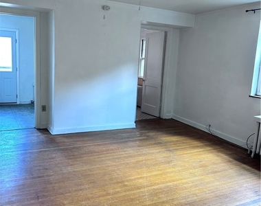 5839 Darlington Rd - Photo Thumbnail 5