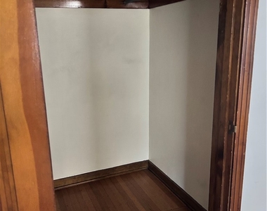 5839 Darlington Rd - Photo Thumbnail 5