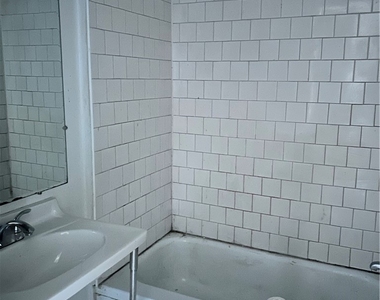 5807 Bartlett St - Photo Thumbnail 5