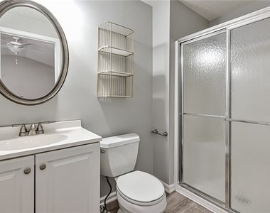 229 Hillvue Dr - Photo Thumbnail 12