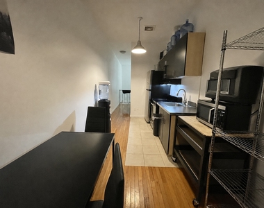 1395 Greene Avenue - Photo Thumbnail 6
