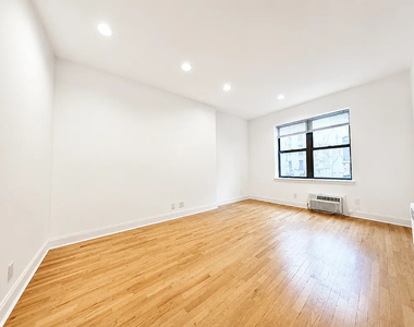 East 10th Street and 1st Avenue  - Photo Thumbnail 1