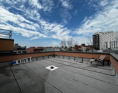 338 Melrose Street - Photo Thumbnail 19