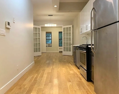 338 Melrose Street - Photo Thumbnail 1
