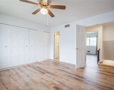 678 Eastbrooke Lane - Photo Thumbnail 19