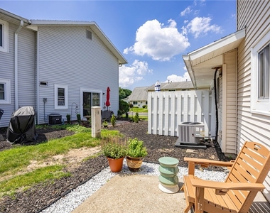 678 Eastbrooke Lane - Photo Thumbnail 20