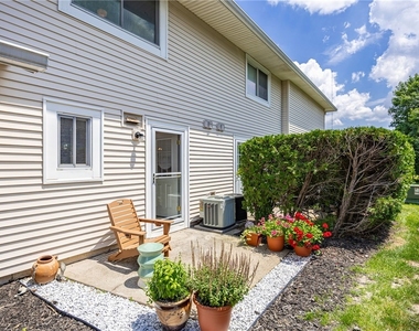 678 Eastbrooke Lane - Photo Thumbnail 22