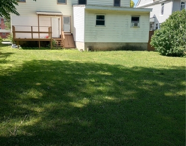 410 Linden Place - Photo Thumbnail 1