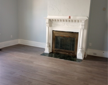410 Linden Place - Photo Thumbnail 5