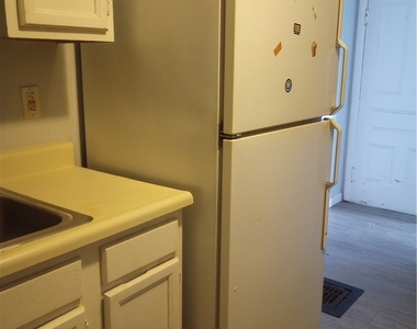 410 Linden Place - Photo Thumbnail 10