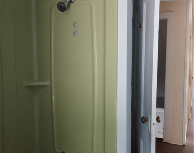 410 Linden Place - Photo Thumbnail 17