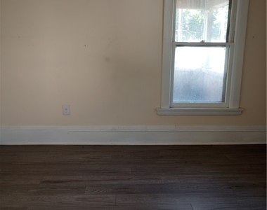410 Linden Place - Photo Thumbnail 23