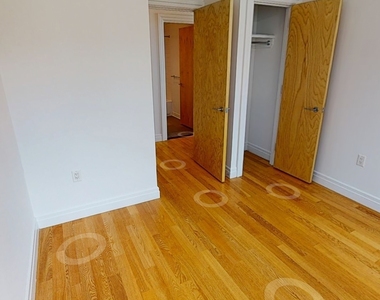 550 West 54th Street - Photo Thumbnail 4