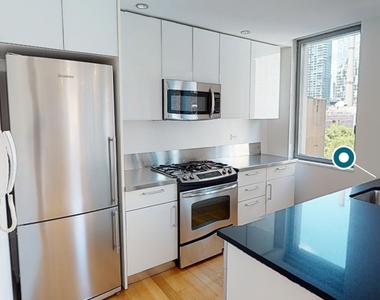 550 West 54th Street - Photo Thumbnail 6