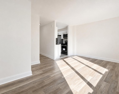 3333 Broadway - Photo Thumbnail 4