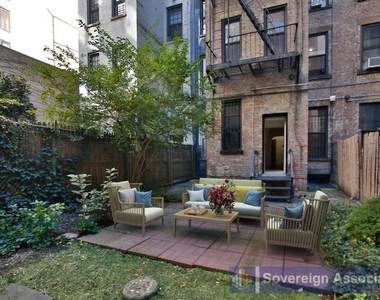 156 East 85th Street - Photo Thumbnail 4