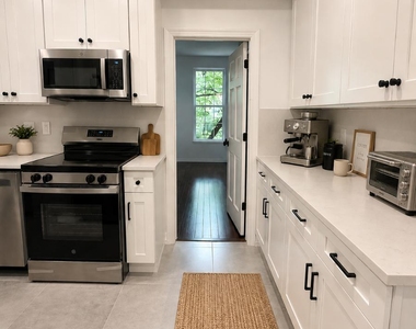 291 Fifth Avenue - Photo Thumbnail 5