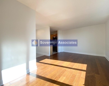 3333 Broadway - Photo Thumbnail 4