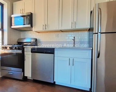 2254 5th Avenue - Photo Thumbnail 2