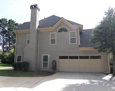 104 Inverrary Court - Photo Thumbnail 2