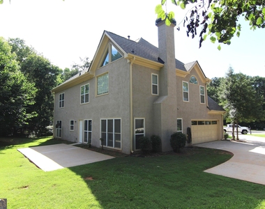 104 Inverrary Court - Photo Thumbnail 1