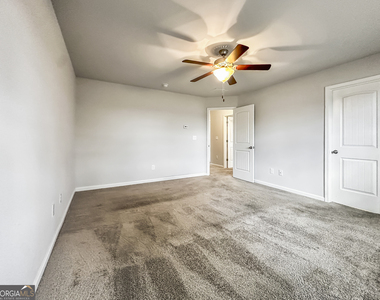 196 Daisy Circle - Photo Thumbnail 9