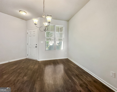 206 Daisy Circle - Photo Thumbnail 4