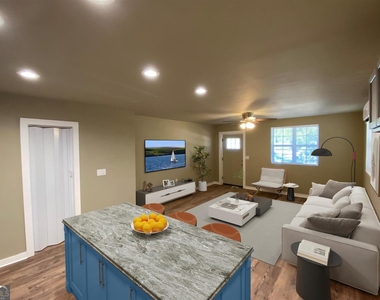 206 Sorrells Street - Photo Thumbnail 5