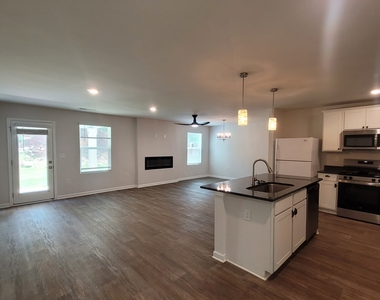 220 River Meadow Drive - Photo Thumbnail 3