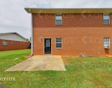 150 Deer Parkway - Photo Thumbnail 13