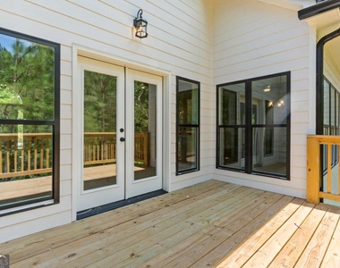 400 Ansley Drive - Photo Thumbnail 30