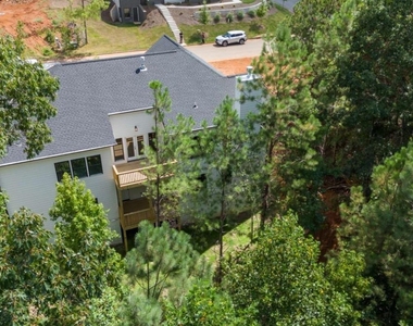 400 Ansley Drive - Photo Thumbnail 34