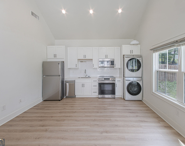 2400 Lowe Street Nw - Photo Thumbnail 3