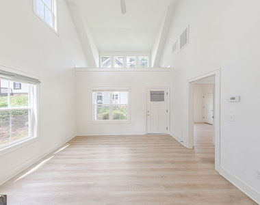 2400 Lowe Street Nw - Photo Thumbnail 4
