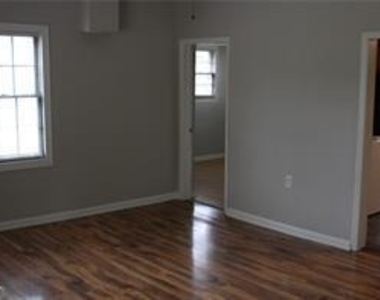 5705 P W A Drive - Photo Thumbnail 7