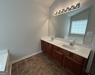 6533 Silk Tree Pte - Photo Thumbnail 16