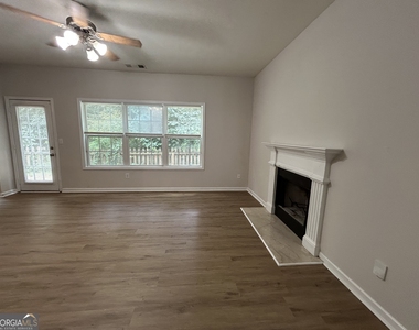 6533 Silk Tree Pte - Photo Thumbnail 3