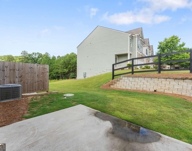 300 Stoneybrook Court - Photo Thumbnail 35