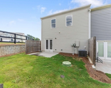 300 Stoneybrook Court - Photo Thumbnail 34