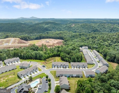 300 Stoneybrook Court - Photo Thumbnail 46