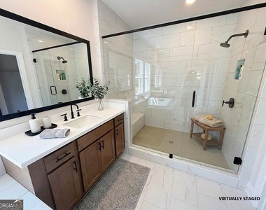 2450 Colliers Lane - Photo Thumbnail 54