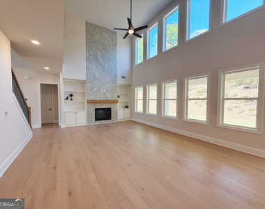 2450 Colliers Lane - Photo Thumbnail 20