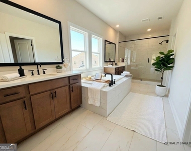 2450 Colliers Lane - Photo Thumbnail 52