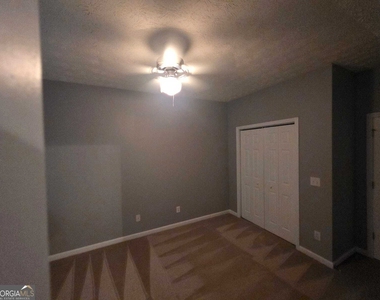 323 Bald Eagle Way - Photo Thumbnail 17