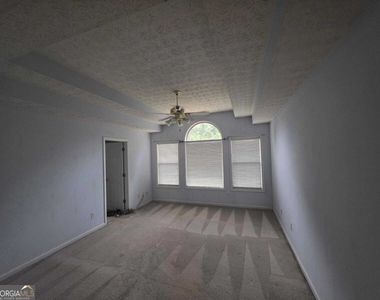 323 Bald Eagle Way - Photo Thumbnail 13