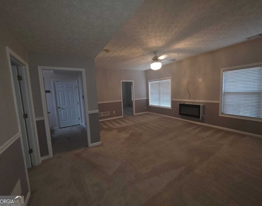 323 Bald Eagle Way - Photo Thumbnail 10