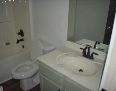 43 Jessel Lane - Photo Thumbnail 14