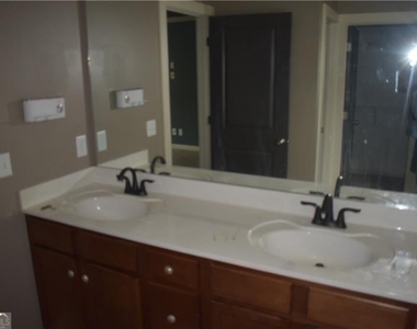 43 Jessel Lane - Photo Thumbnail 21
