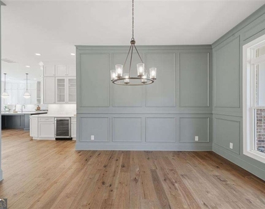 401 Oakleigh Avenue - Photo Thumbnail 2