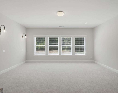 401 Oakleigh Avenue - Photo Thumbnail 21